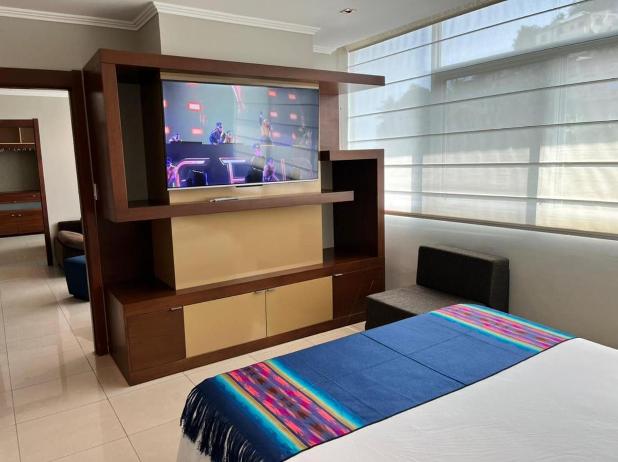 Puerto Santa Ana Suites Guayaquil Esterno foto