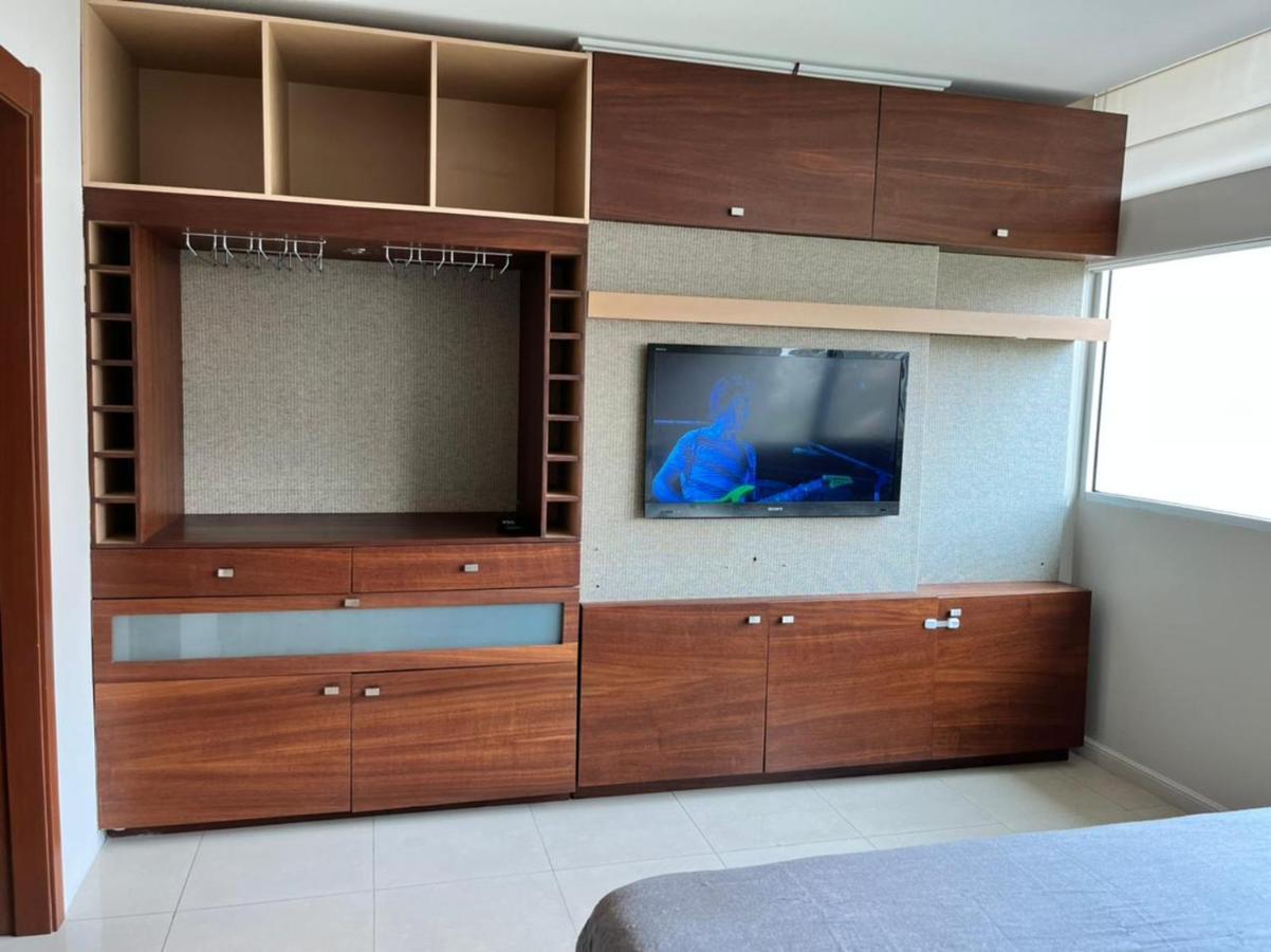 Puerto Santa Ana Suites Guayaquil Esterno foto
