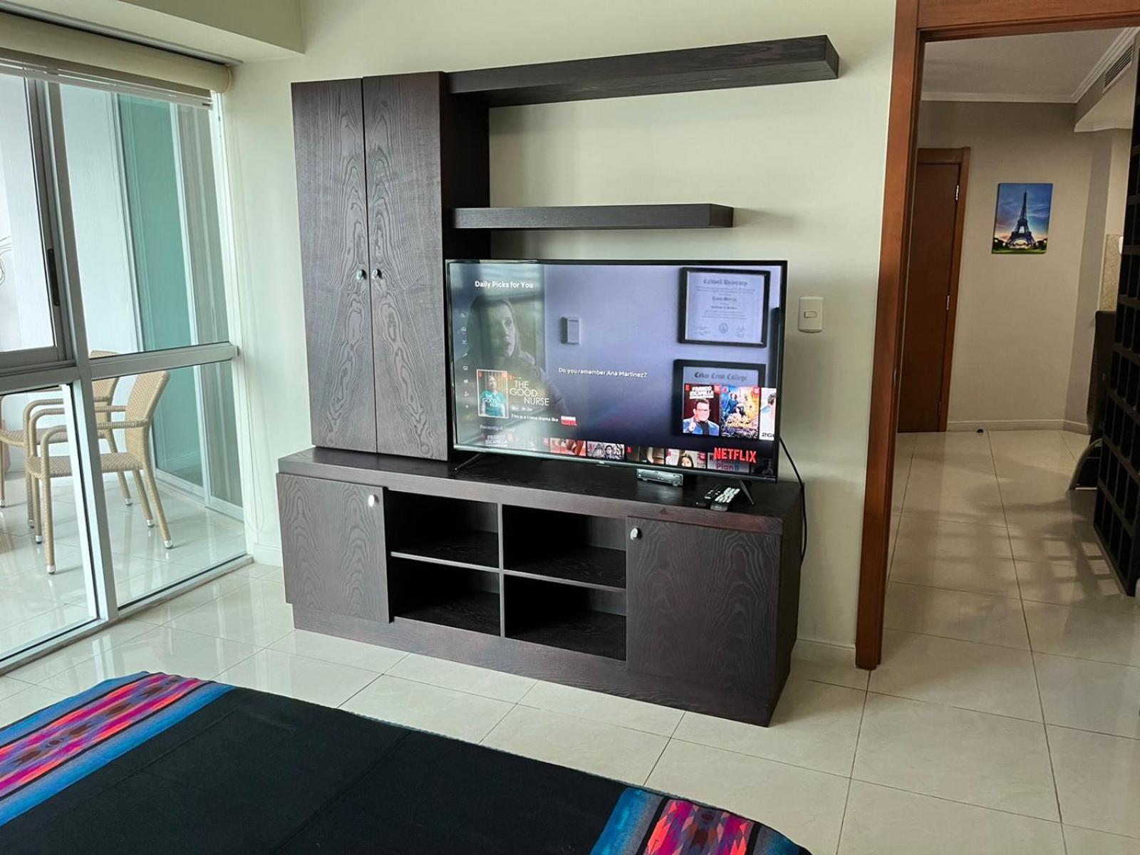Puerto Santa Ana Suites Guayaquil Esterno foto