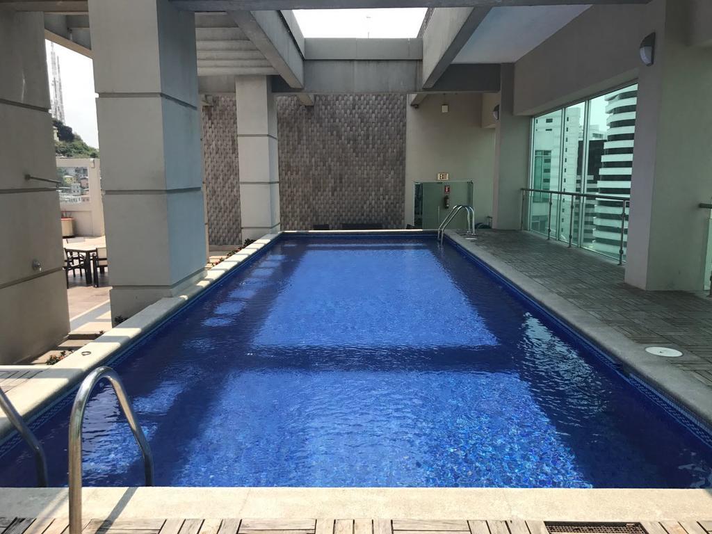 Puerto Santa Ana Suites Guayaquil Esterno foto