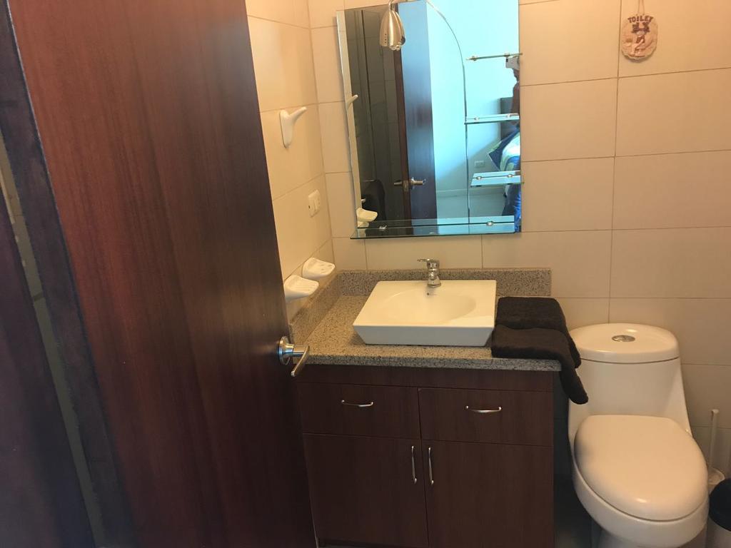 Puerto Santa Ana Suites Guayaquil Esterno foto